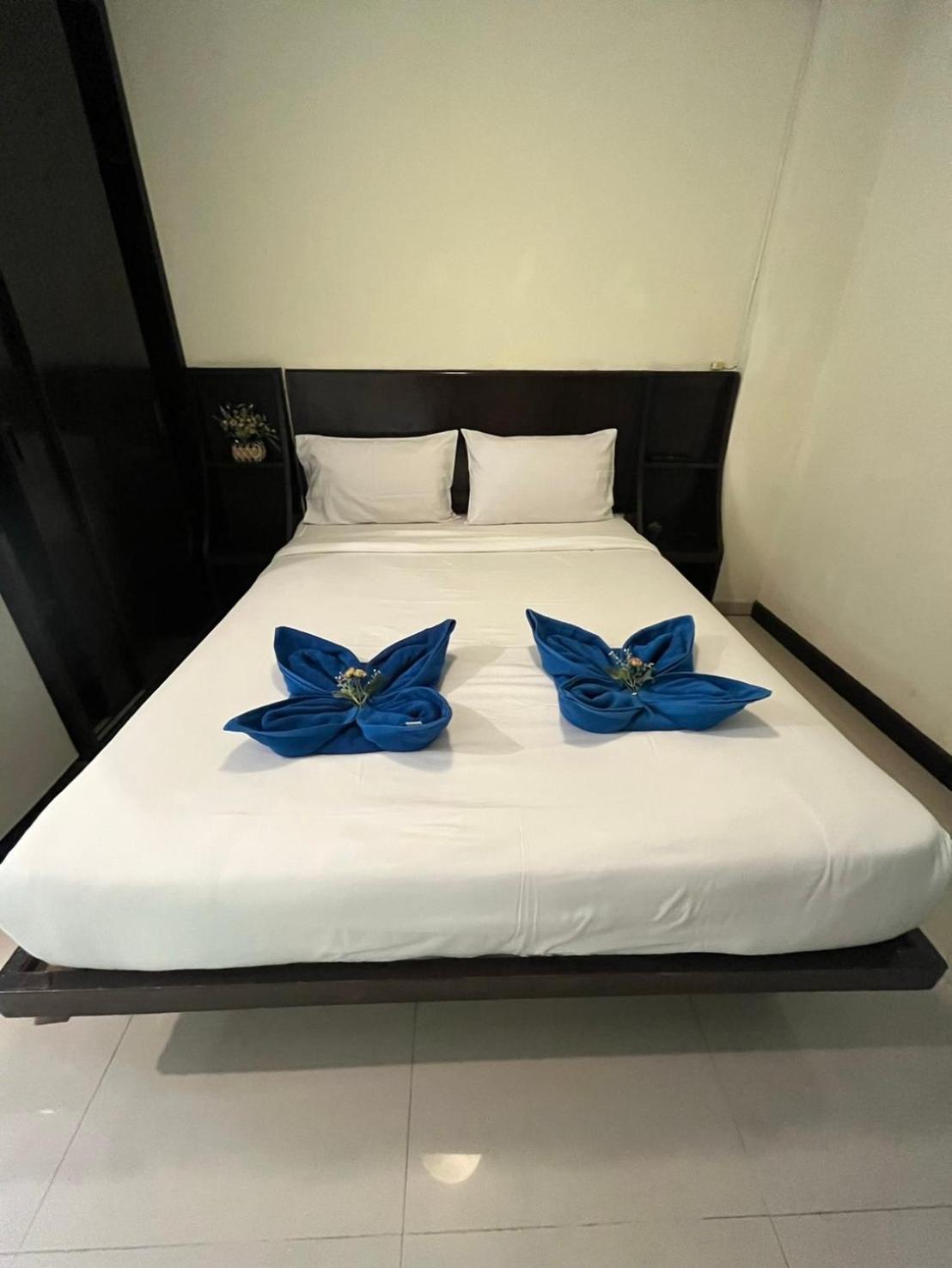 Blueskyhouse Patong Hotel Exterior photo