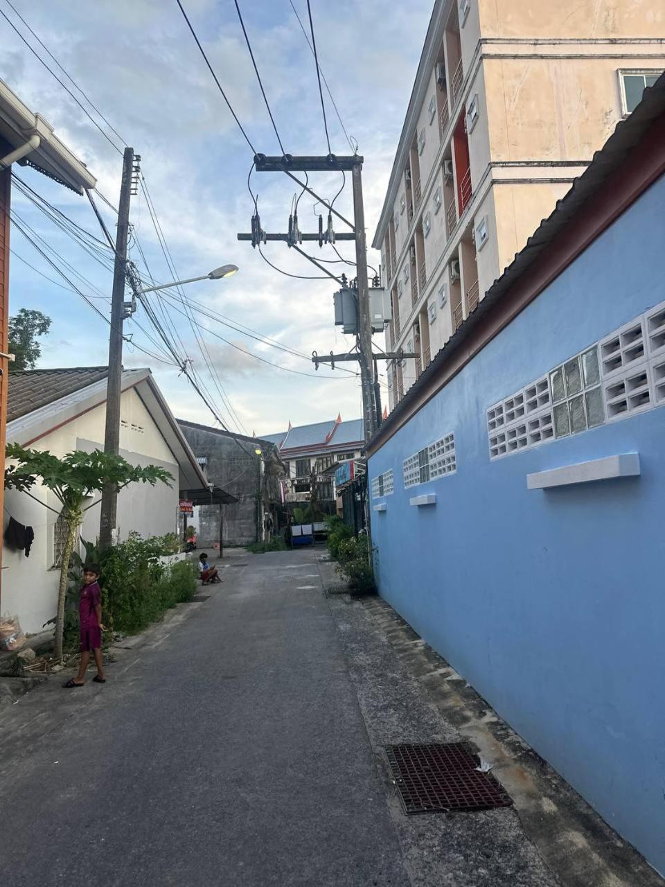 Blueskyhouse Patong Hotel Exterior photo