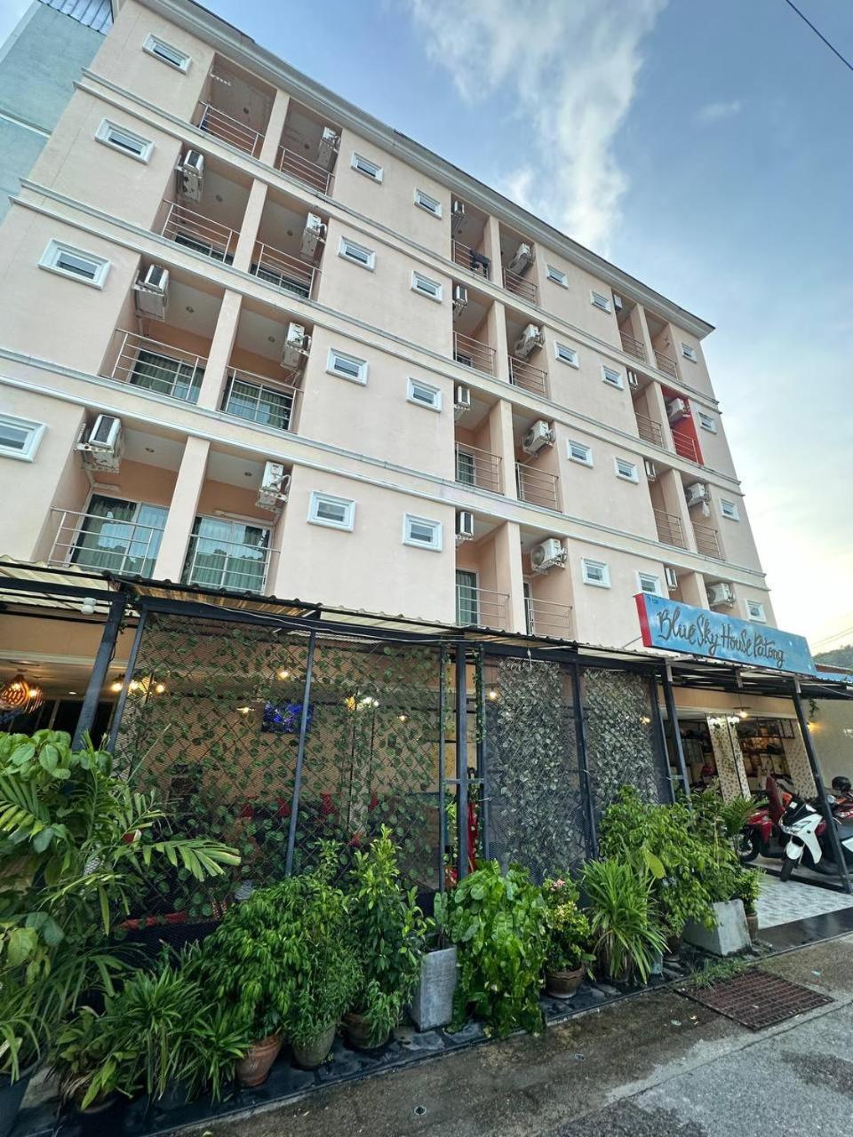 Blueskyhouse Patong Hotel Exterior photo